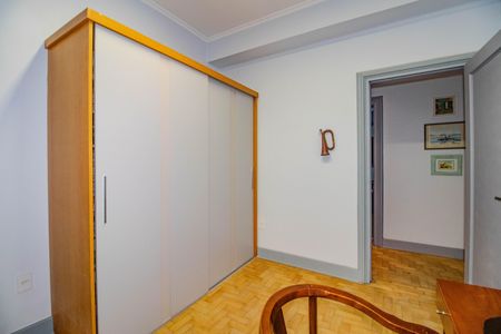 Apartamento à venda com 270m², 4 quartos e 1 vaga Apartamento à venda com 270m², 4 quartos e 1 vagaSuíte 1