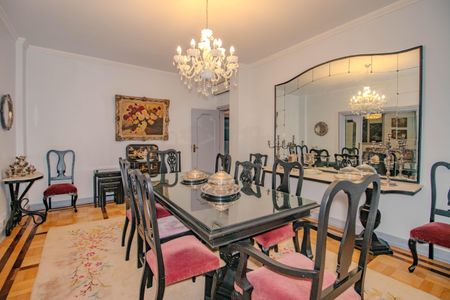 Apartamento à venda com 270m², 4 quartos e 1 vaga Apartamento à venda com 270m², 4 quartos e 1 vagaSala