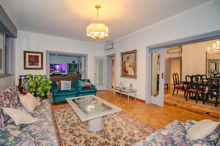 Apartamento à venda com 270m², 4 quartos e 1 vaga Apartamento à venda com 270m², 4 quartos e 1 vagaSala