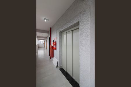 Apartamento à venda com 30m², 1 quarto e sem vaga Apartamento à venda com 30m², 1 quarto e sem vagaÁrea Comum - Elevador