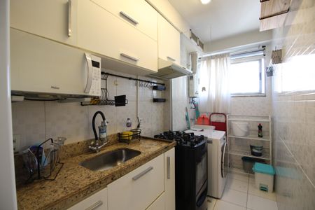 Apartamento à venda com 51m², 2 quartos e 1 vagaCozinha