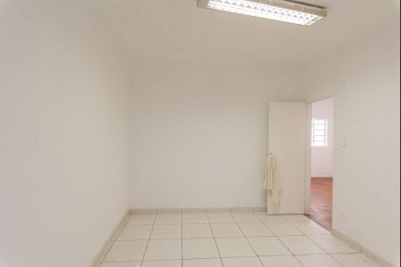 Casa à venda com 340m², 2 quartos e 15 vagas Casa à venda com 340m², 2 quartos e 15 vagasQuarto 2