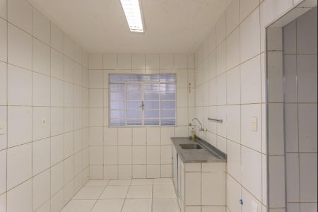 Casa à venda com 340m², 2 quartos e 15 vagas Casa à venda com 340m², 2 quartos e 15 vagasCozinha