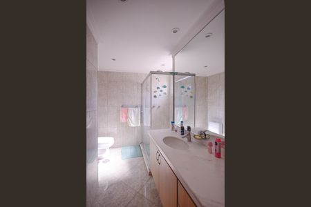 Apartamento à venda com 125m², 3 quartos e 3 vagasBanheiro da Suíte 3