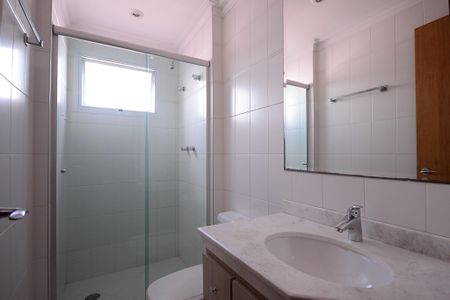 Apartamento à venda com 125m², 3 quartos e 3 vagasBanheiro da Suíte 2