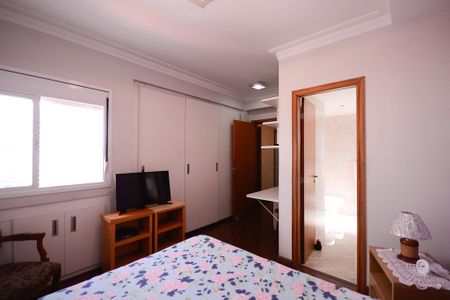 Apartamento à venda com 125m², 3 quartos e 3 vagasSuíte 3