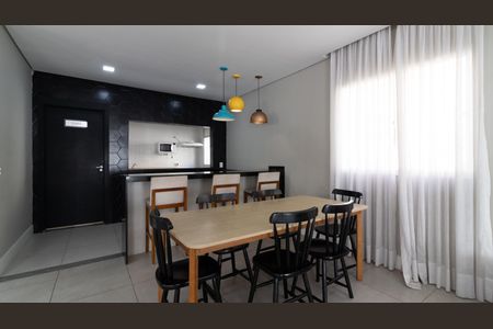 Apartamento para alugar com 44m², 2 quartos e sem vagaÁrea comum - Salão de festas
