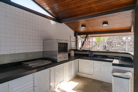 Casa de condomínio à venda com 330m², 3 quartos e 5 vagas Casa de condomínio à venda com 330m², 3 quartos e 5 vagasÁrea Privativa