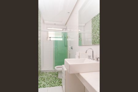 Casa de condomínio à venda com 330m², 3 quartos e 5 vagas Casa de condomínio à venda com 330m², 3 quartos e 5 vagasBanheiro Social