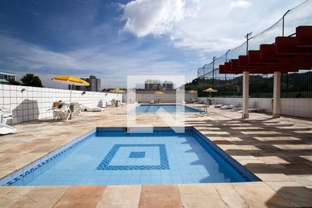 Apartamento à venda com 51m², 1 quarto e 1 vaga Apartamento à venda com 51m², 1 quarto e 1 vagaÁrea comum -Piscina