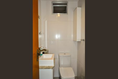 Apartamento à venda com 108m², 3 quartos e 1 vaga Apartamento à venda com 108m², 3 quartos e 1 vagaBanheiro Social