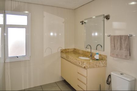 Apartamento à venda com 108m², 3 quartos e 1 vaga Apartamento à venda com 108m², 3 quartos e 1 vagaBanheiro da Suíte