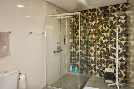 Apartamento à venda com 108m², 3 quartos e 1 vaga Apartamento à venda com 108m², 3 quartos e 1 vagaBanheiro da Suíte