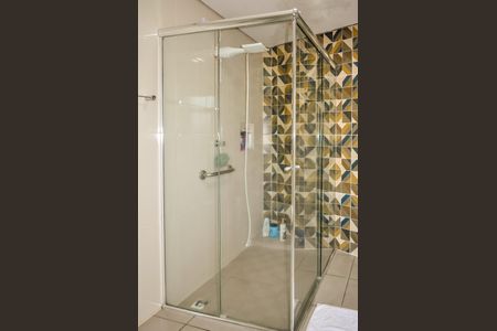 Apartamento à venda com 108m², 3 quartos e 1 vaga Apartamento à venda com 108m², 3 quartos e 1 vagaBanheiro da Suíte