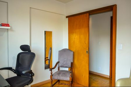 Apartamento à venda com 108m², 3 quartos e 1 vaga Apartamento à venda com 108m², 3 quartos e 1 vagaQuarto 2