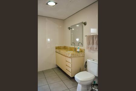 Apartamento à venda com 108m², 3 quartos e 1 vaga Apartamento à venda com 108m², 3 quartos e 1 vagaBanheiro da Suíte