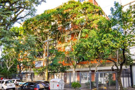 Apartamento à venda com 108m², 3 quartos e 1 vaga Apartamento à venda com 108m², 3 quartos e 1 vagaFachada