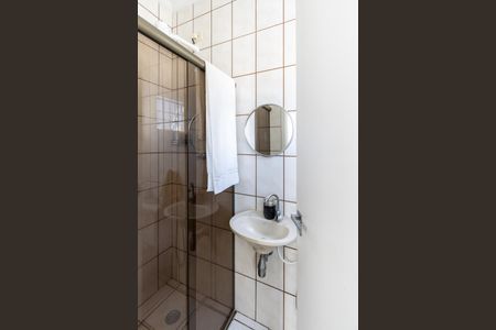 Casa à venda com 127m², 2 quartos e 1 vaga Casa à venda com 127m², 2 quartos e 1 vagaBanheiro de Serviço