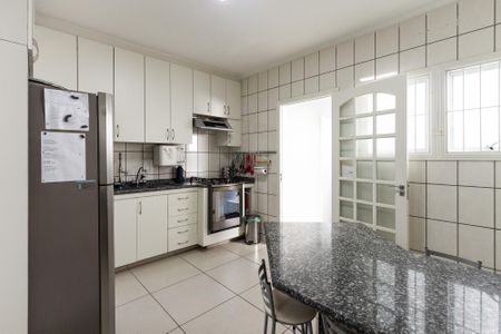 Casa à venda com 127m², 2 quartos e 1 vaga Casa à venda com 127m², 2 quartos e 1 vagaCozinha