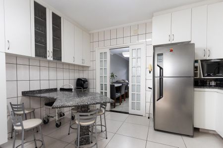 Casa à venda com 127m², 2 quartos e 1 vaga Casa à venda com 127m², 2 quartos e 1 vagaCozinha