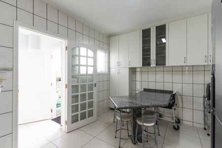 Casa à venda com 127m², 2 quartos e 1 vaga Casa à venda com 127m², 2 quartos e 1 vagaCozinha