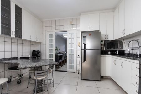 Casa à venda com 127m², 2 quartos e 1 vaga Casa à venda com 127m², 2 quartos e 1 vagaCozinha