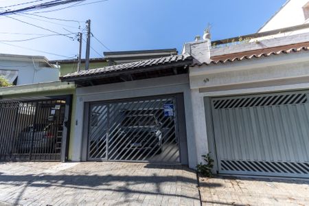 Casa à venda com 127m², 2 quartos e 1 vaga Casa à venda com 127m², 2 quartos e 1 vagaFachada da Casa