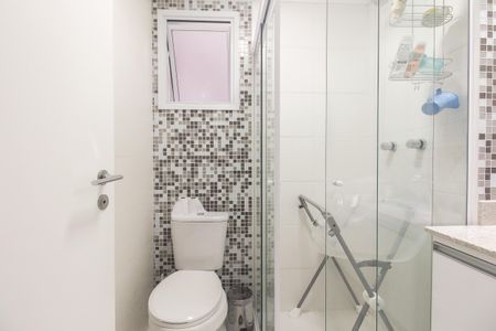 Apartamento à venda com 67m², 2 quartos e 1 vagaBanheiro Social 