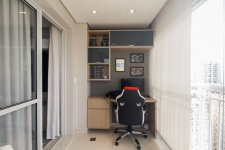 Apartamento à venda com 67m², 2 quartos e 1 vagaVaranda 