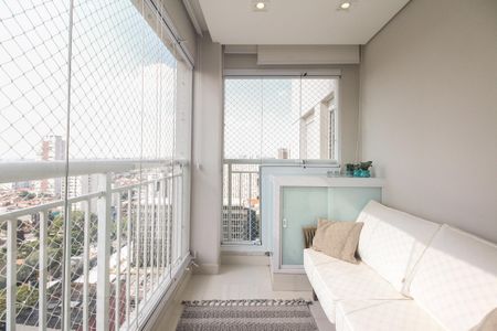 Apartamento à venda com 67m², 2 quartos e 1 vagaVaranda 