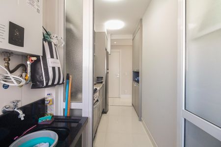 Apartamento à venda com 67m², 2 quartos e 1 vagaÁrea de Serviço 