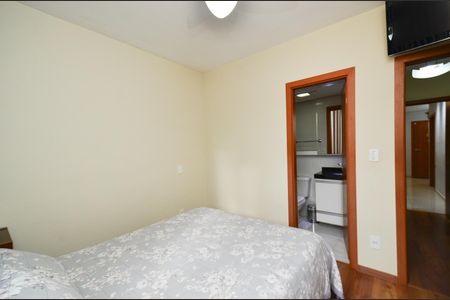 Apartamento à venda com 123m², 3 quartos e 1 vaga Apartamento à venda com 123m², 3 quartos e 1 vagaSuite