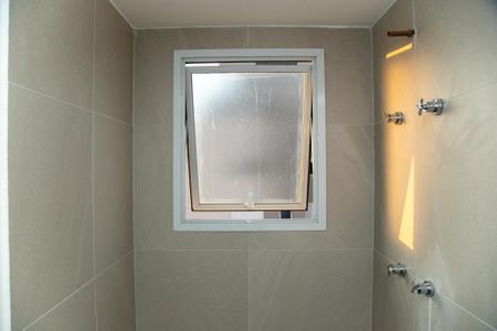 Apartamento à venda com 224m², 3 quartos e 4 vagasBanheiro da Suíte 2