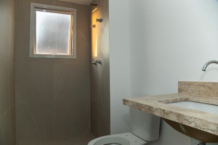 Apartamento à venda com 224m², 3 quartos e 4 vagasBanheiro da Suíte 2