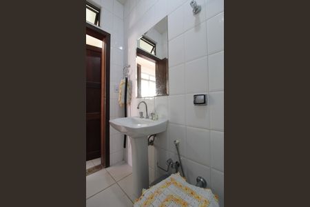 Casa à venda com 900m², 5 quartos e 3 vagasBanheiro de Serviço