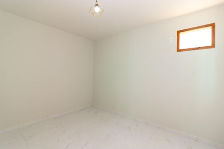 Casa para alugar com 52m², 1 quarto e sem vagaQuarto