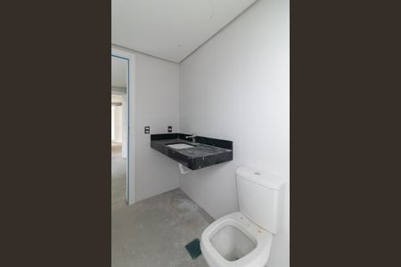 Apartamento à venda com 156m², 3 quartos e 2 vagasBanheiro da Suíte