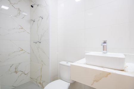 Apartamento à venda com 48m², 2 quartos e 1 vaga Apartamento à venda com 48m², 2 quartos e 1 vagaBanheiro