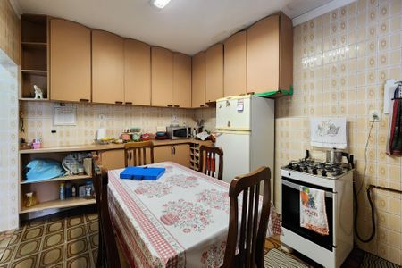 Casa à venda com 296m², 3 quartos e 3 vagasCozinha