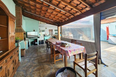 Casa à venda com 296m², 3 quartos e 3 vagasÁrea Gourmet