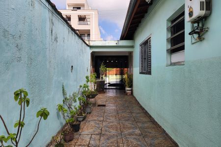 Casa à venda com 296m², 3 quartos e 3 vagasCorredor