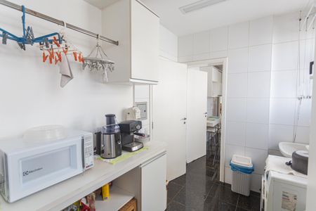 Apartamento à venda com 283m², 4 quartos e 2 vagasÁrea de Serviço