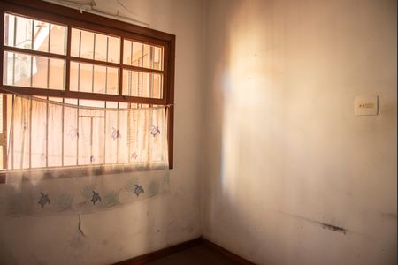 Casa à venda com 200m², 3 quartos e 2 vagasQuarto de Serviço