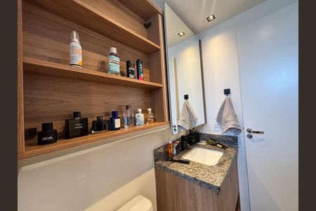 Apartamento para alugar com 26m², 1 quarto e sem vaga Apartamento para alugar com 26m², 1 quarto e sem vagaBanheiro da Suíte