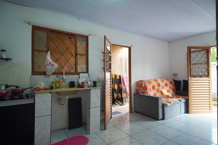 Casa à venda com 322m², 2 quartos e 3 vagas Casa à venda com 322m², 2 quartos e 3 vagasSala/Cozinha