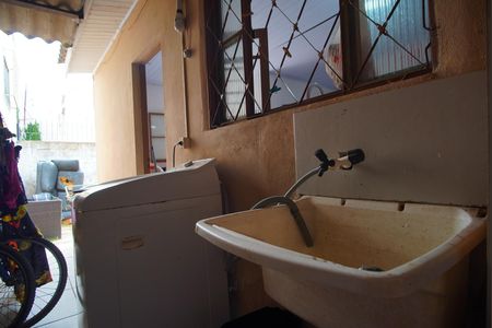 Casa à venda com 322m², 2 quartos e 3 vagas Casa à venda com 322m², 2 quartos e 3 vagasÁrea de serviço