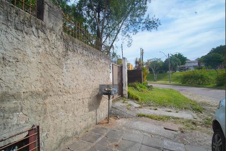 Casa à venda com 322m², 2 quartos e 3 vagas Casa à venda com 322m², 2 quartos e 3 vagasFachada