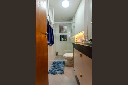 Apartamento à venda com 46m², 2 quartos e sem vaga Apartamento à venda com 46m², 2 quartos e sem vagaBanheiro