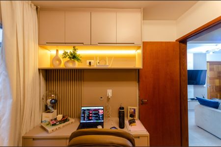 Escritório de apartamento à venda com 2 quartos, 46m² em Vila Clarice, São Paulo