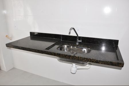 Apartamento à venda com 46m², 2 quartos e sem vagaCozinha e Área de Serviço